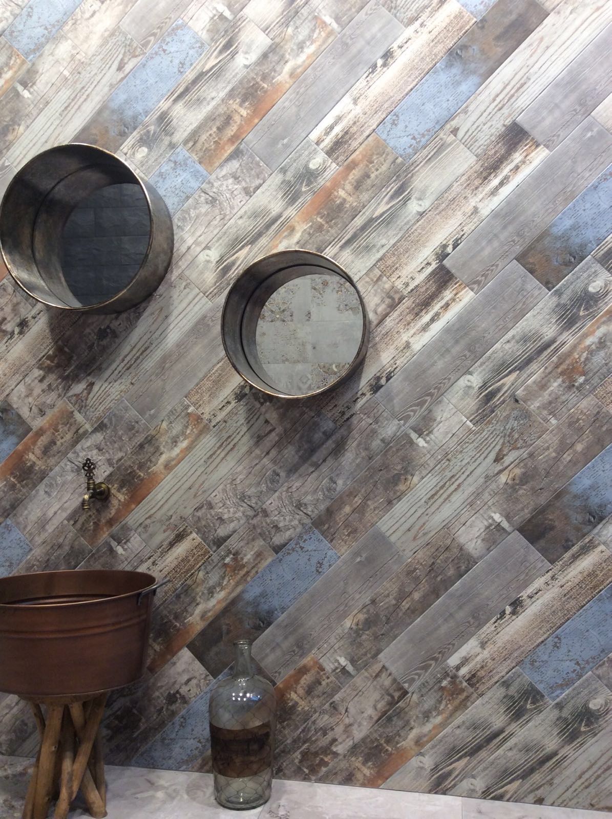 Reclaimed Rustic Blue Da Vinci Wood Effect Porcelain Wall Floor